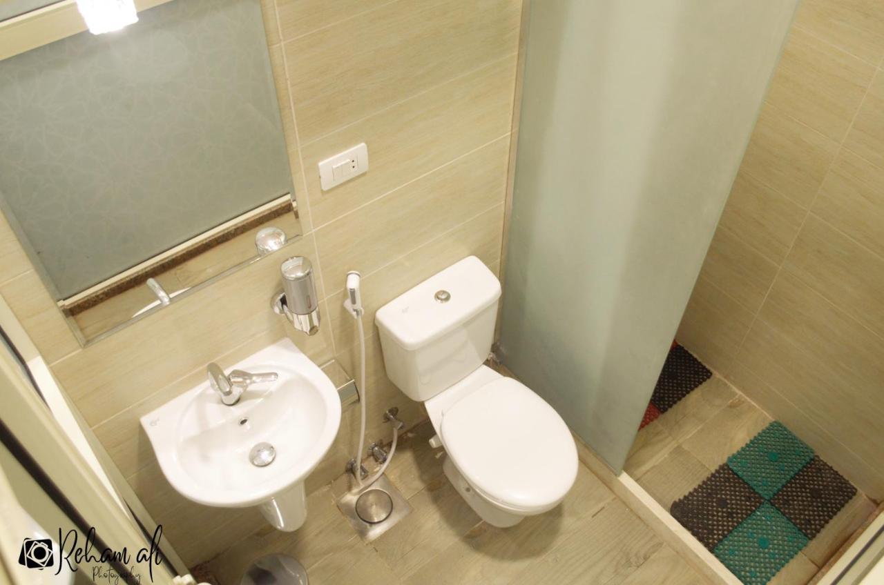 The Location Hotel 3*