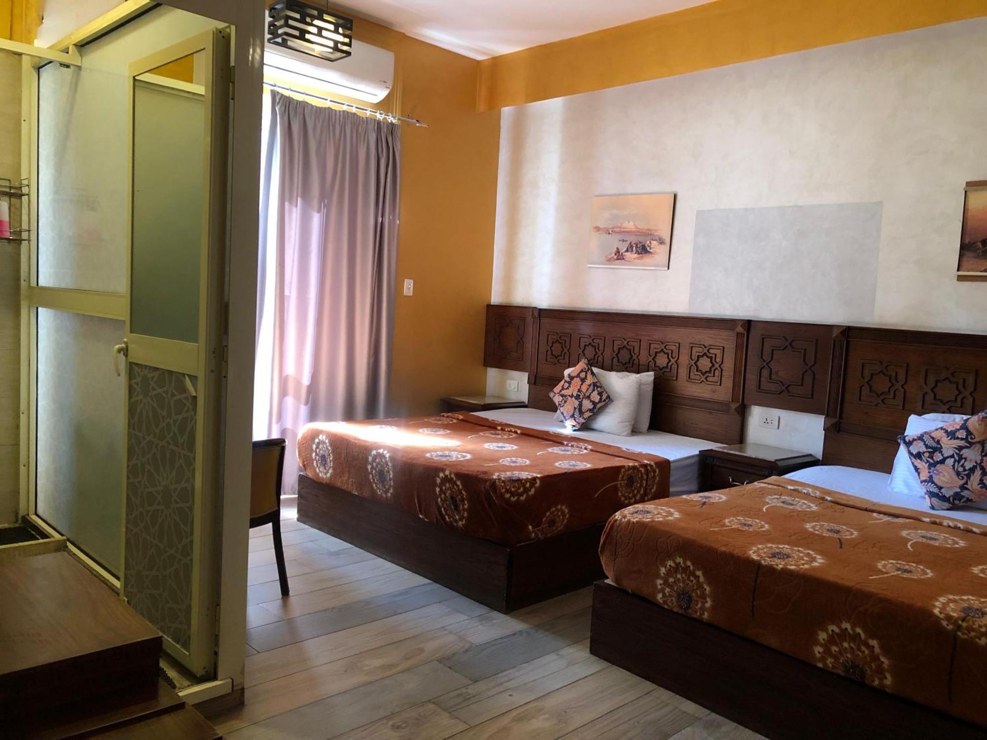 The Location Hotel 3*